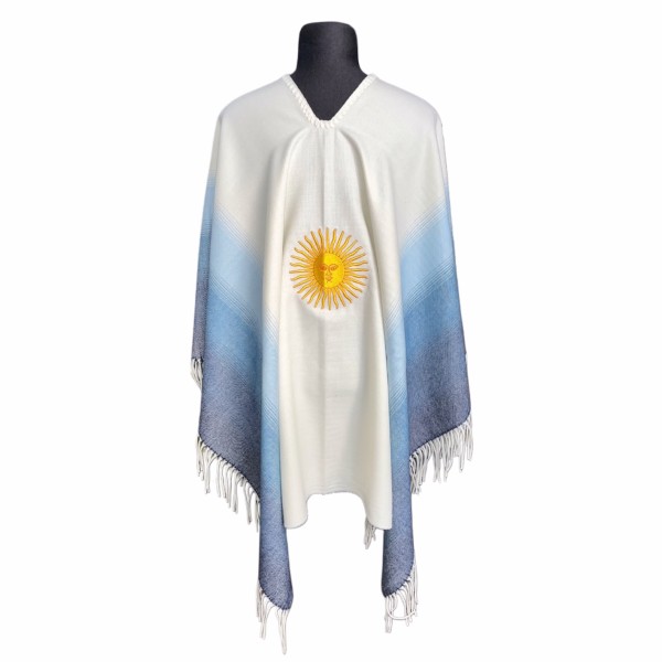 Poncho Degradé Bordado Sol de Mayo Fa. 25 - Image 3