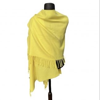 Ruana Atravesada Lisa Amarillo
