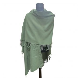 Ruana Atravesada Lisa Verde Viejo