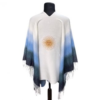 Poncho Degrade Pet. con Bordado Sol de Mayo Fa. 26