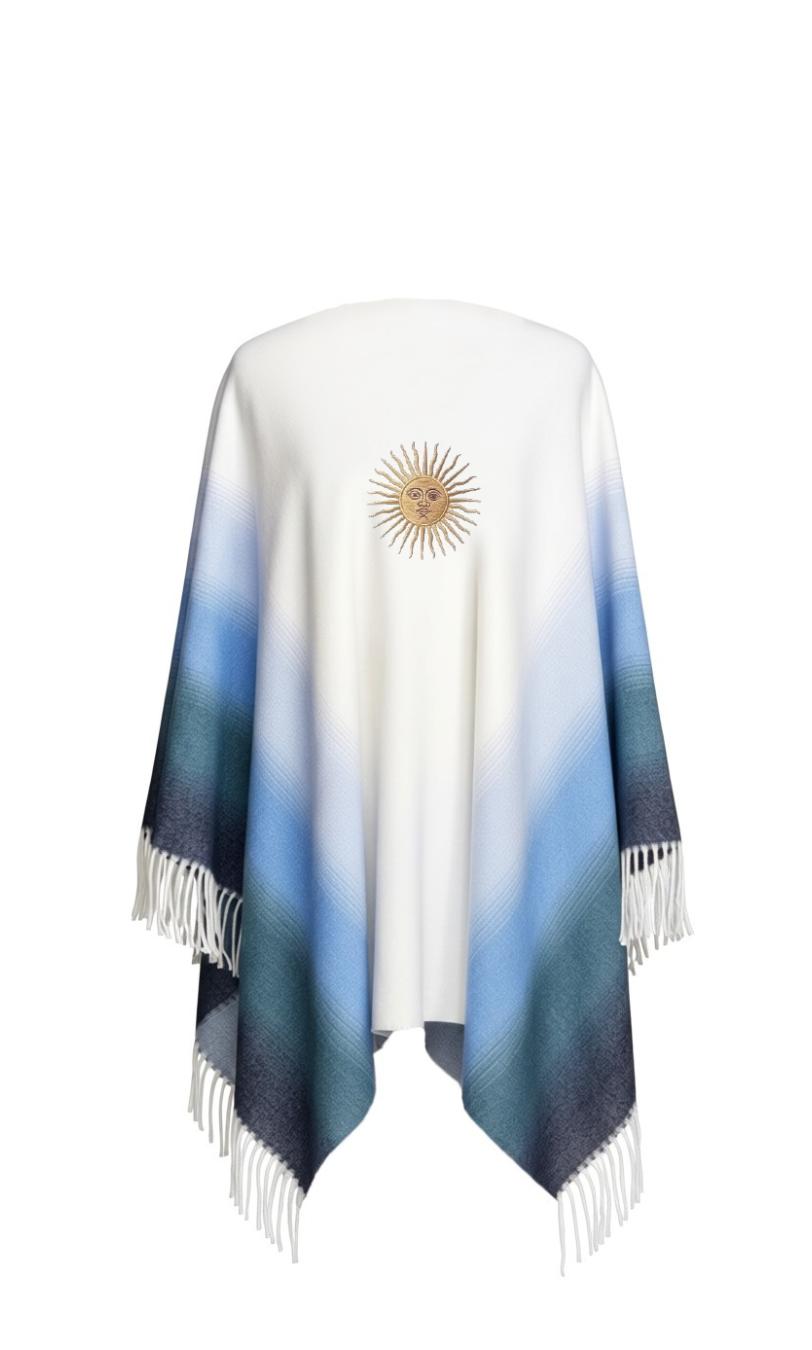 Poncho Degradé Pet Fa. 26 con Sol de Mayo DTF